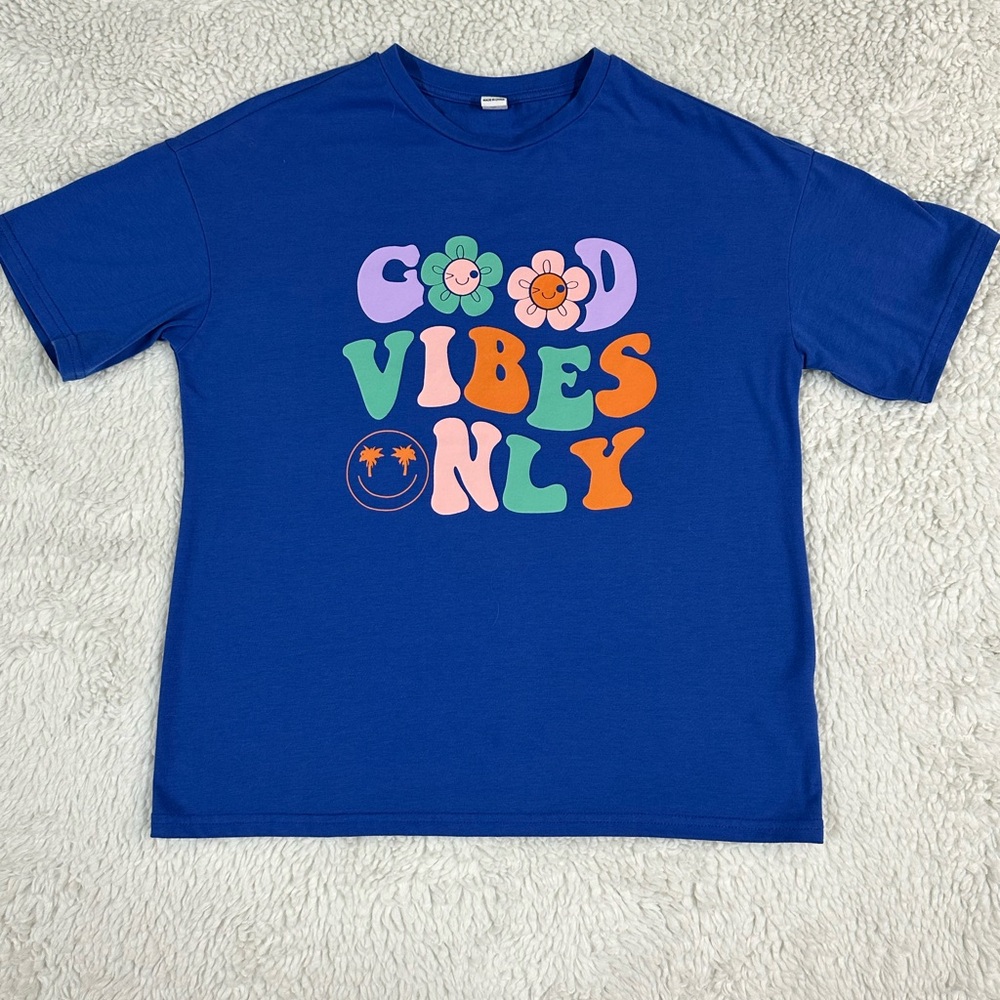 Vibrant Blue and Green Short Sleeve Tee with Graphic Design